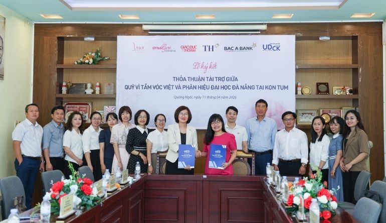 Ký kết hợp tác với Phân hiệu Đại học Đà Nẵng tại Kon Tum trong khuôn khổ Sáng kiến phát triển sinh viên
